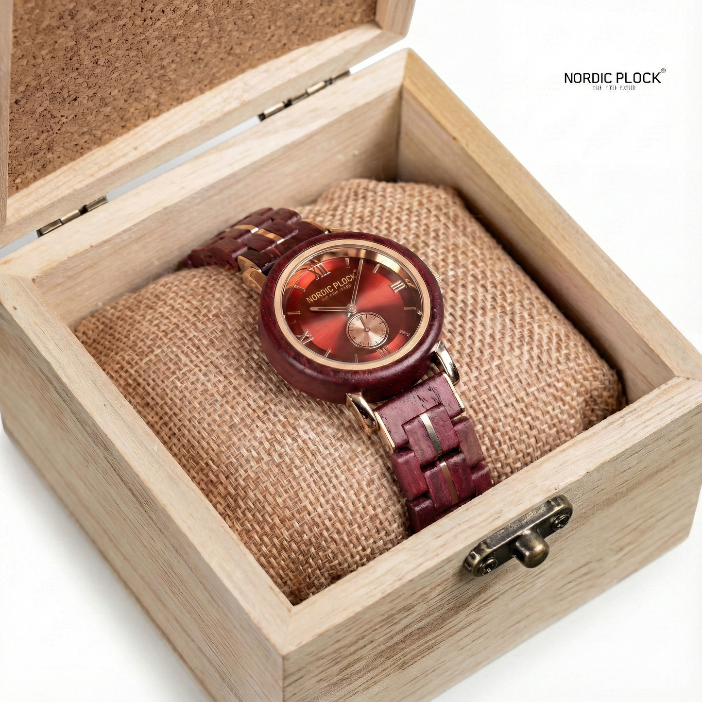 Women's Tiger Wood Watch - Blue Dial & Gold Links - Luxury Quartz Gift Box Set (GT025)